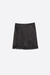 Falda encaje mini negro lavado