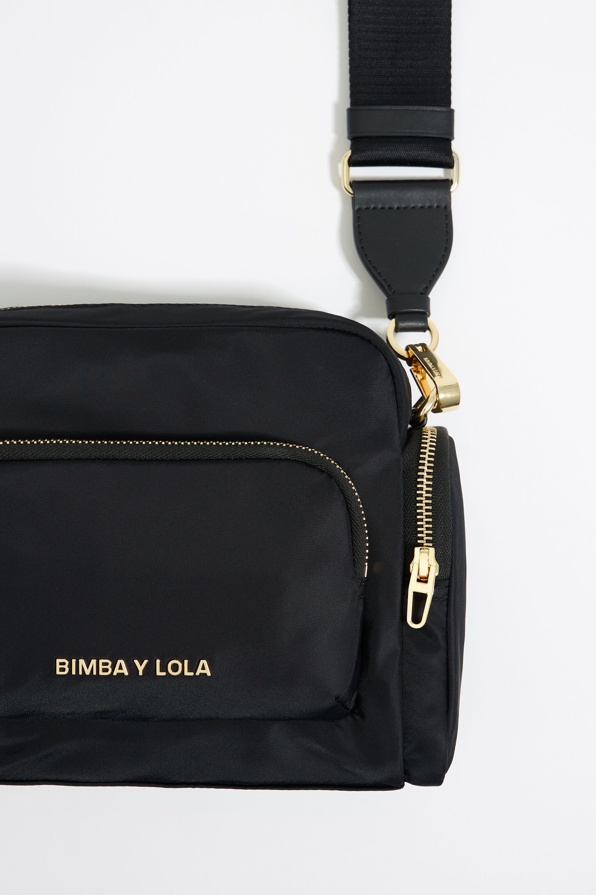 Bolsa bandolera multibolsillos mediana negra