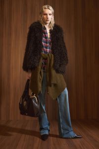 Abrigo oversize de pelo café oscuro Abrigo oversize de pelo café oscuro