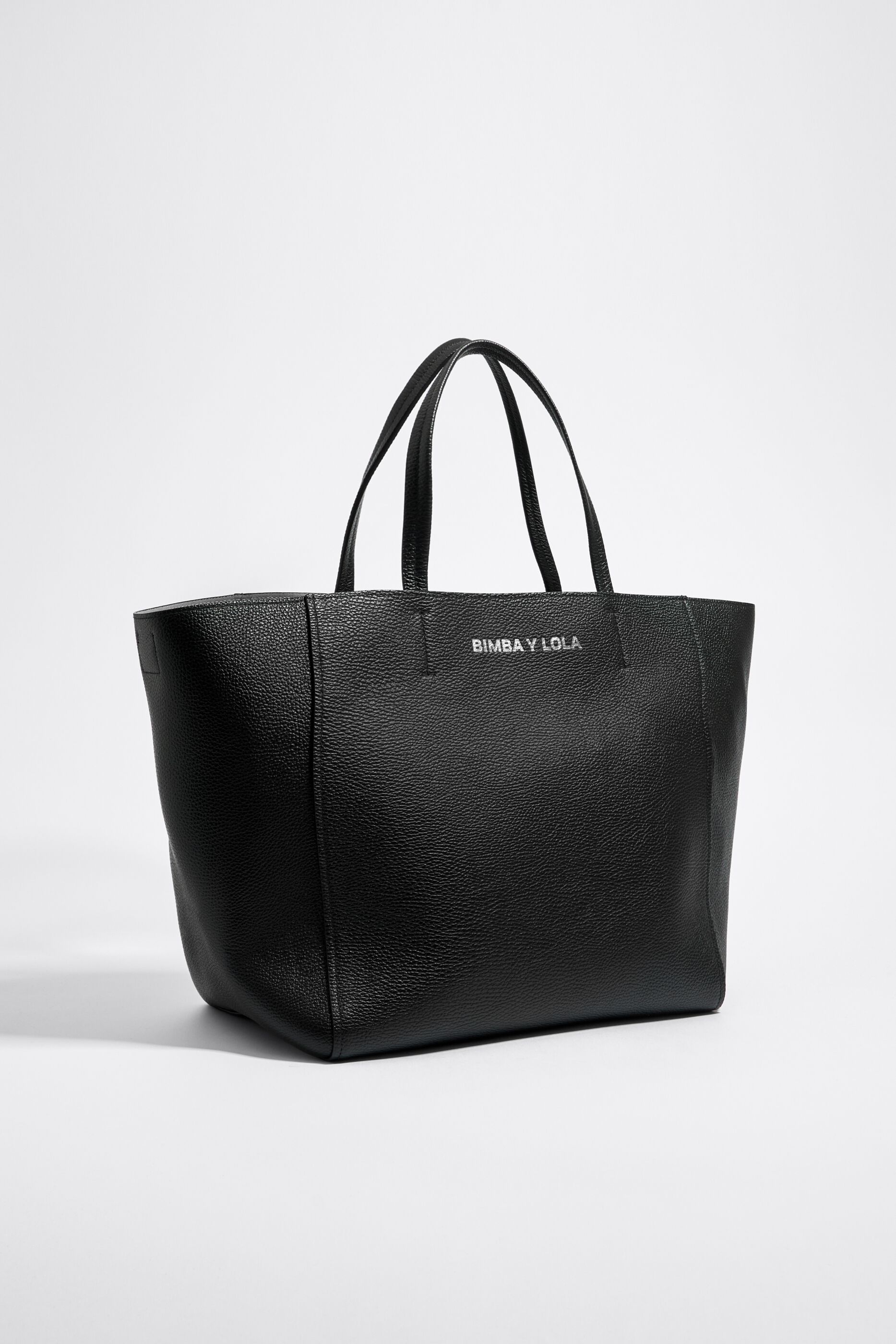 Bolsa negra bimba y lola online
