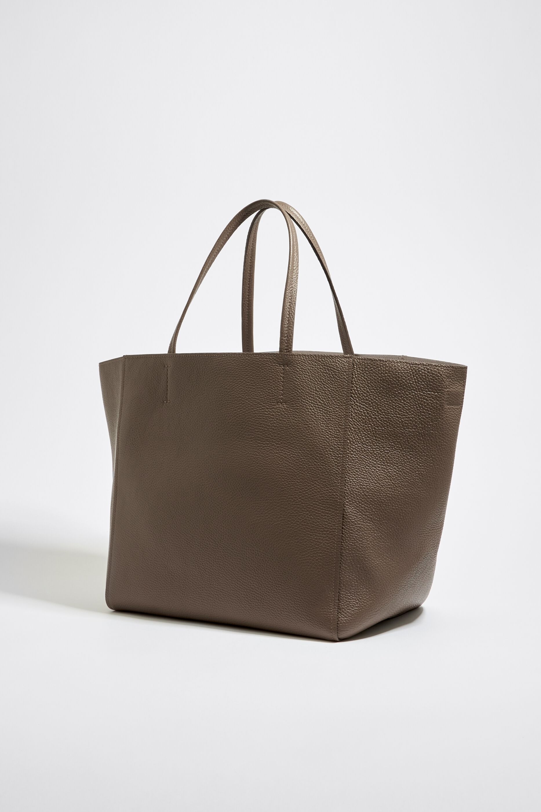 Taupe leather online handbag