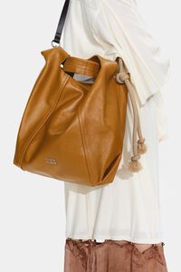 Medium toffee leather Paper bag
