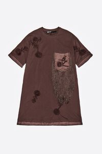 Vestido corto bordado y flecos café