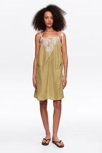 Vestido de tirantes corto seda verde