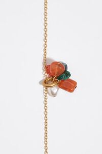 Collar dorado con ramillete de piedras multicolor y perla