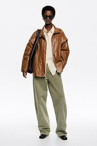 Chamarra oversize piel caramelo Chamarra oversize piel caramelo