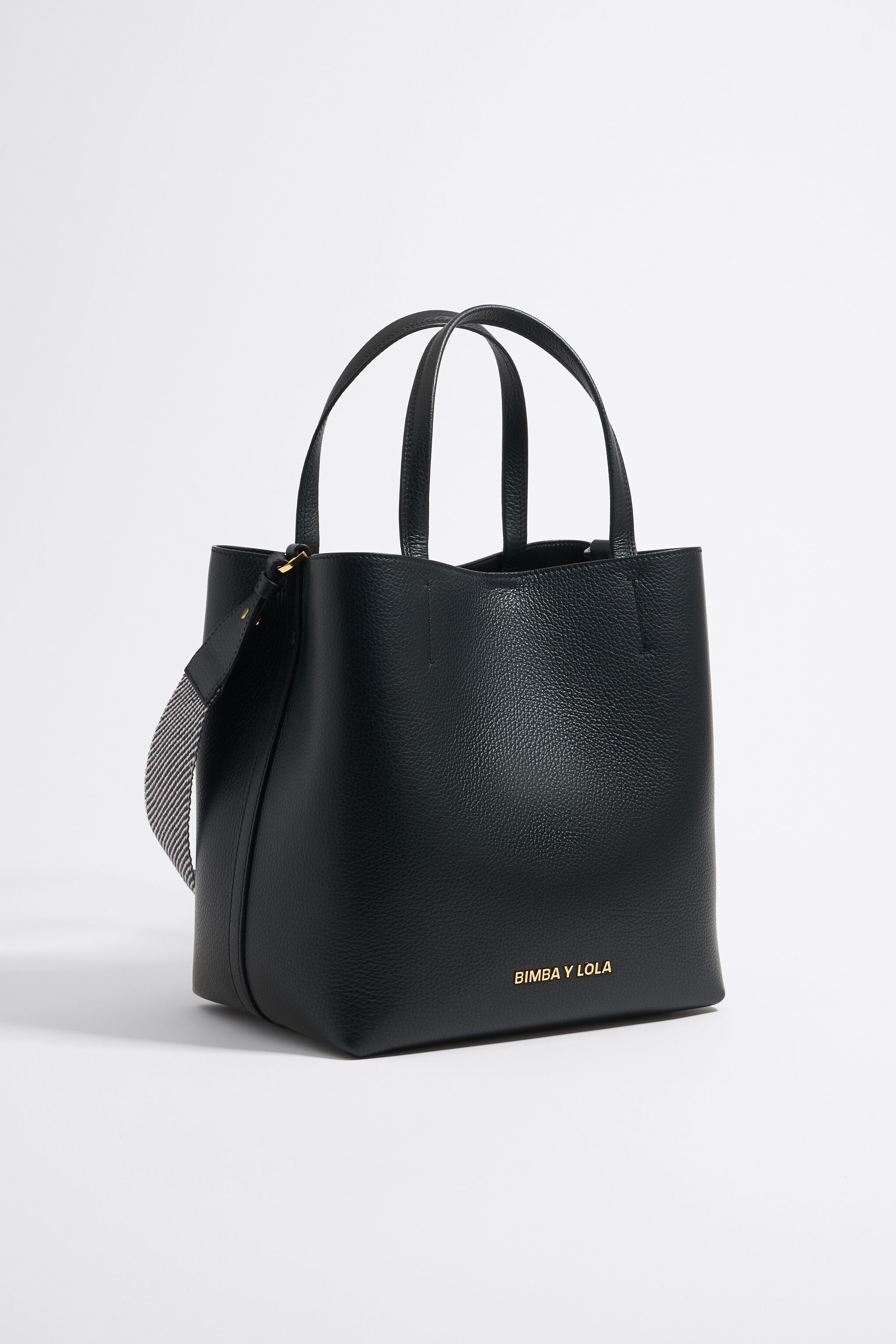 Bolsa Chihuahua grande piel negra