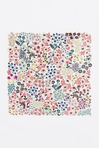 Pa&ntilde;uelo flores fondo difuminado beige