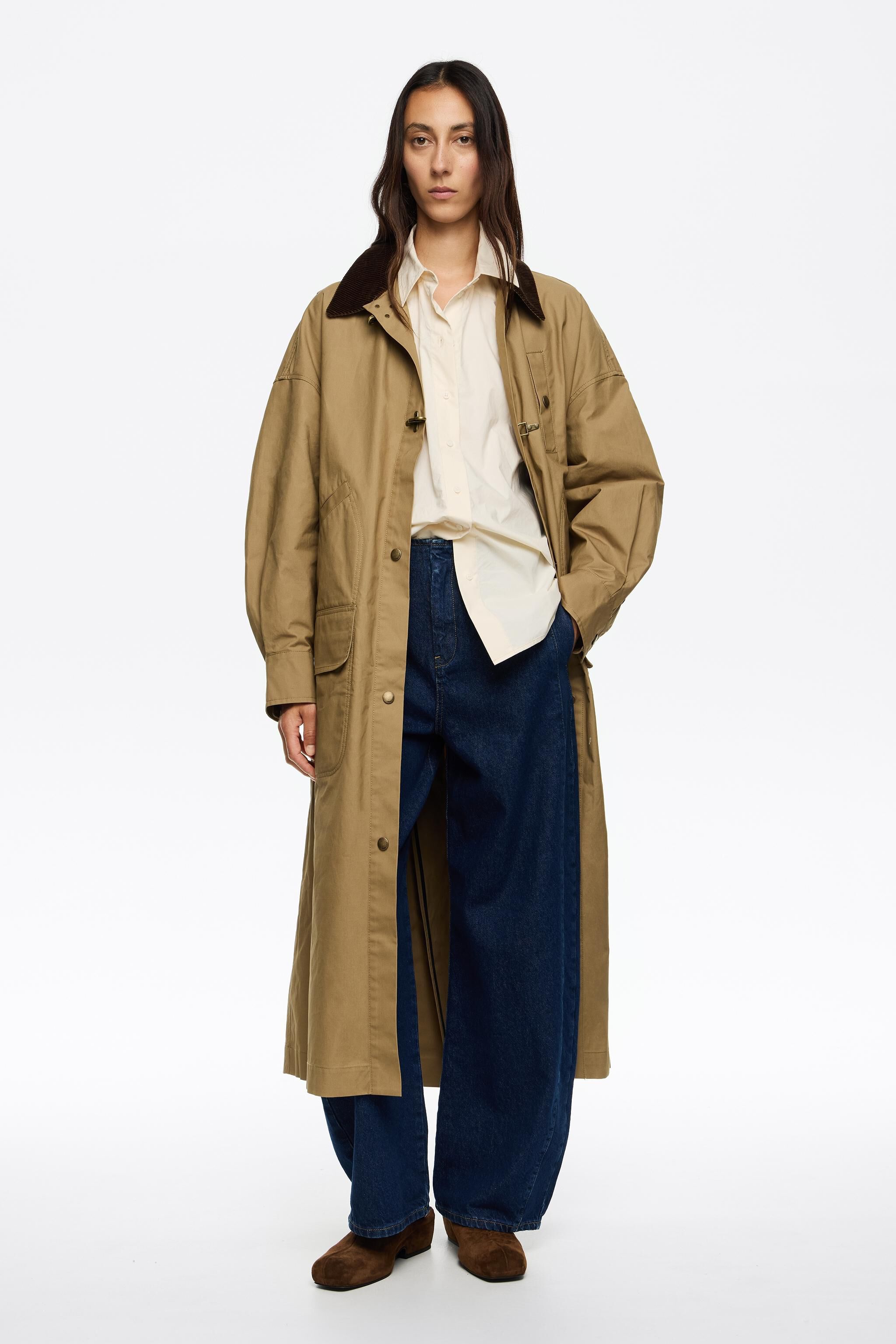 【BIMBA Y LOLA】テクニカルファブリック製ロングジャケット Women's jackets and trench coats | BIMBA Y LOLA FW25