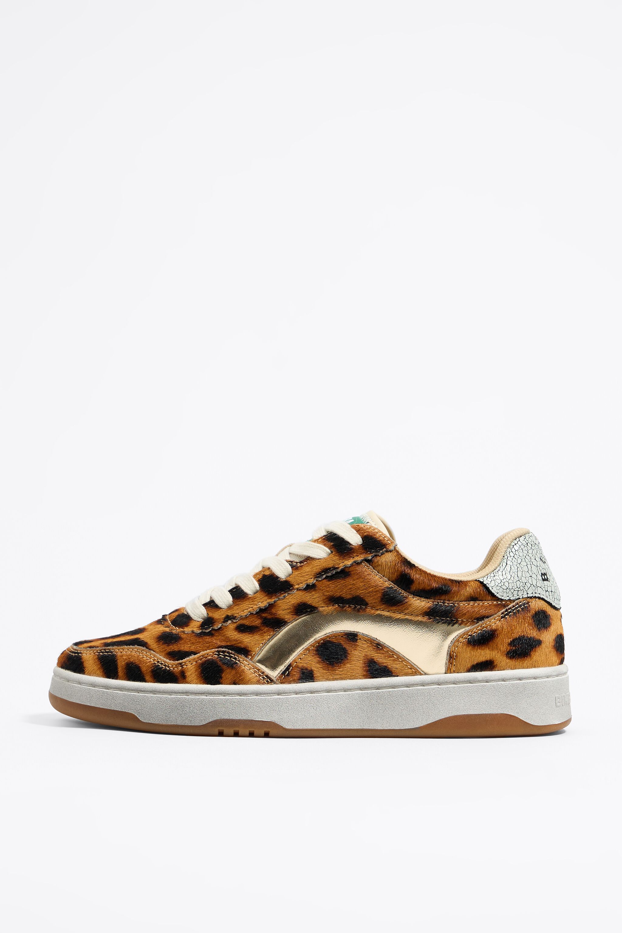 Tenis cupsole pelo print leopardo