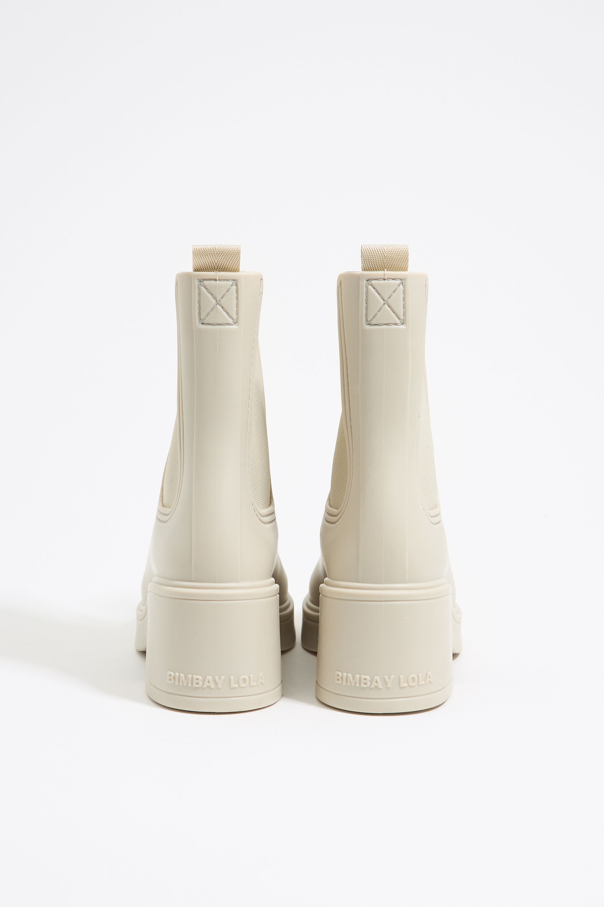 Beige waterproof Chelsea boot