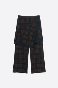 Dark brown checked skort with lace details